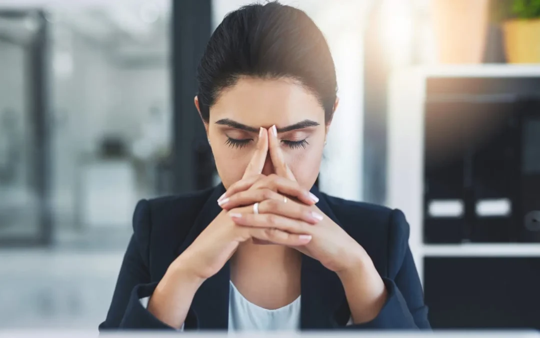 A cup of coffee on a table with a notebook, symbolizing a casual, friendly conversation about marketing strategies and growth.